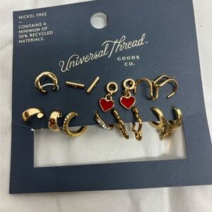 NWT Universal Thread Earring Set of 7 + cartilage clip- nickel free- gold tone